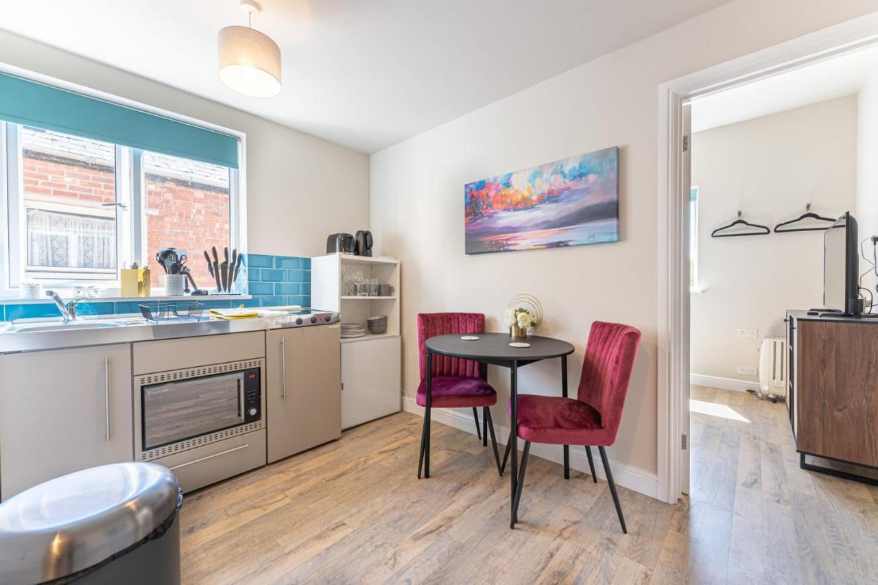 Superb One Bedroom Apartment In Coventry Cv1 *New* Esterno foto